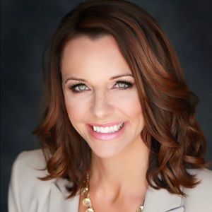 Meet your Posher, Dana